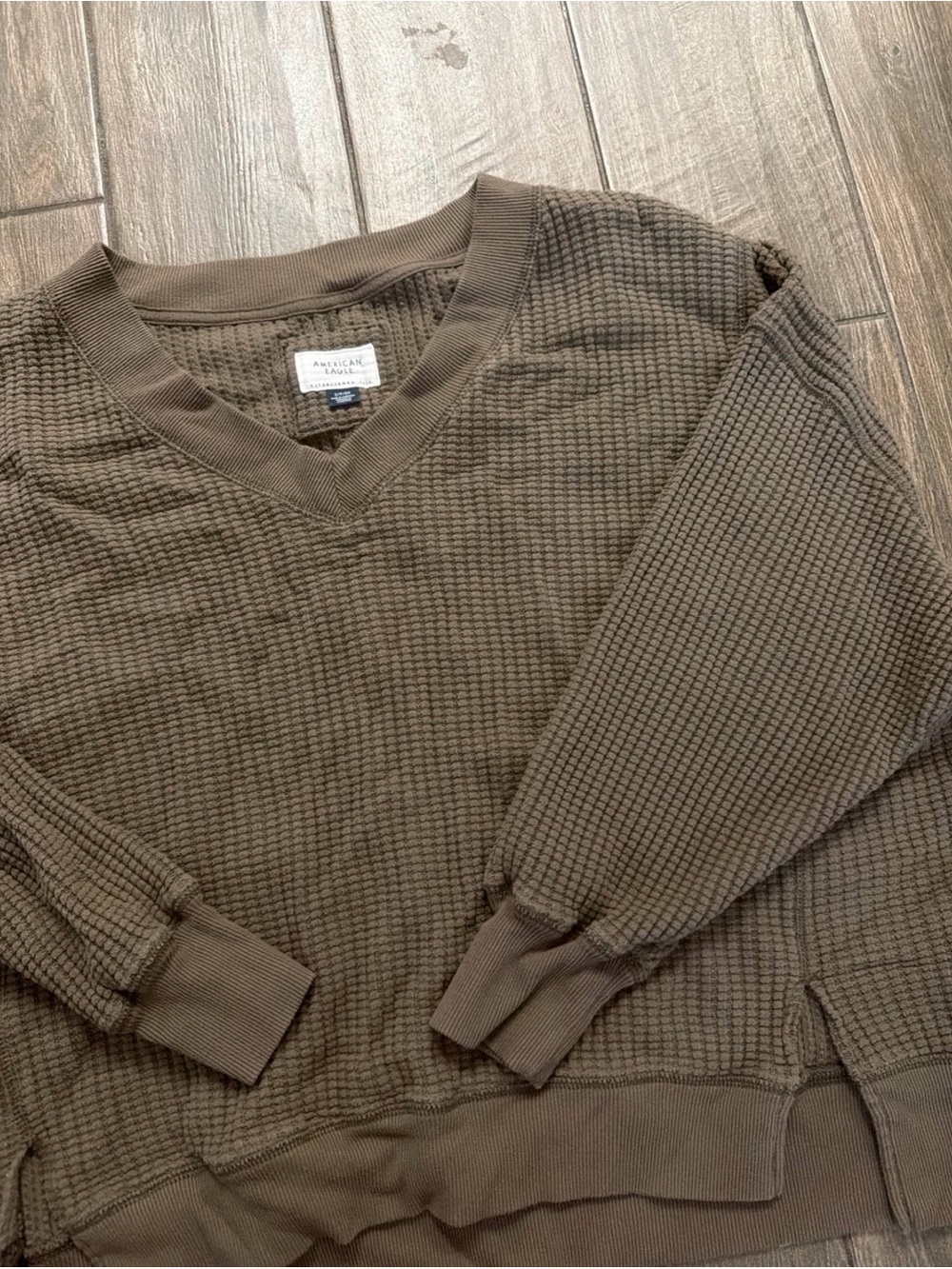 American Eagle Outfitters Waffle-Knit V-Neck Sweatshirt in Brown